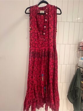 BELL by Alicia Bell Pink Floral Maxi Dress with V-Neck and Tiered Skirt